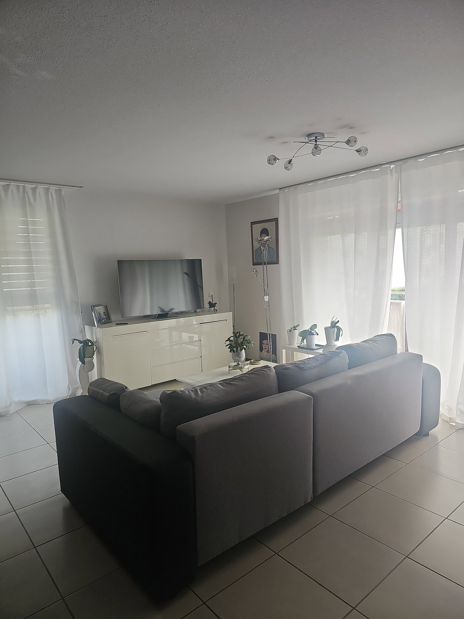Habitación En Casa Del Anfitrión Ecublens 677728