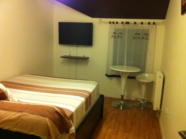 Colocatie Villepinte 15656