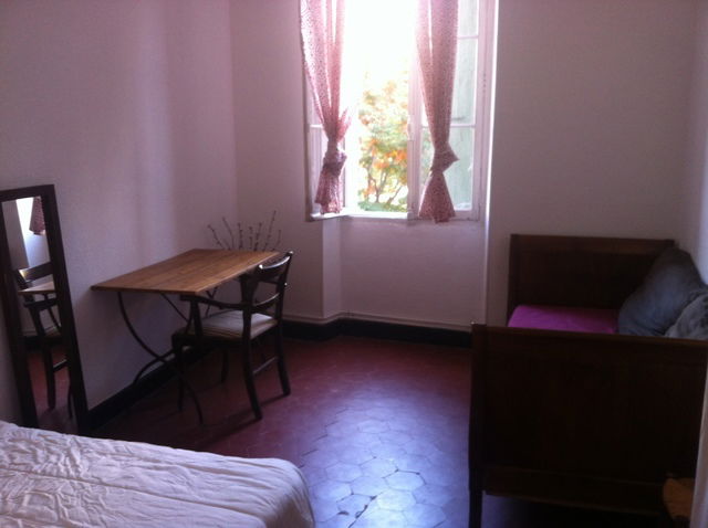 Gastgezin Perpignan 28860