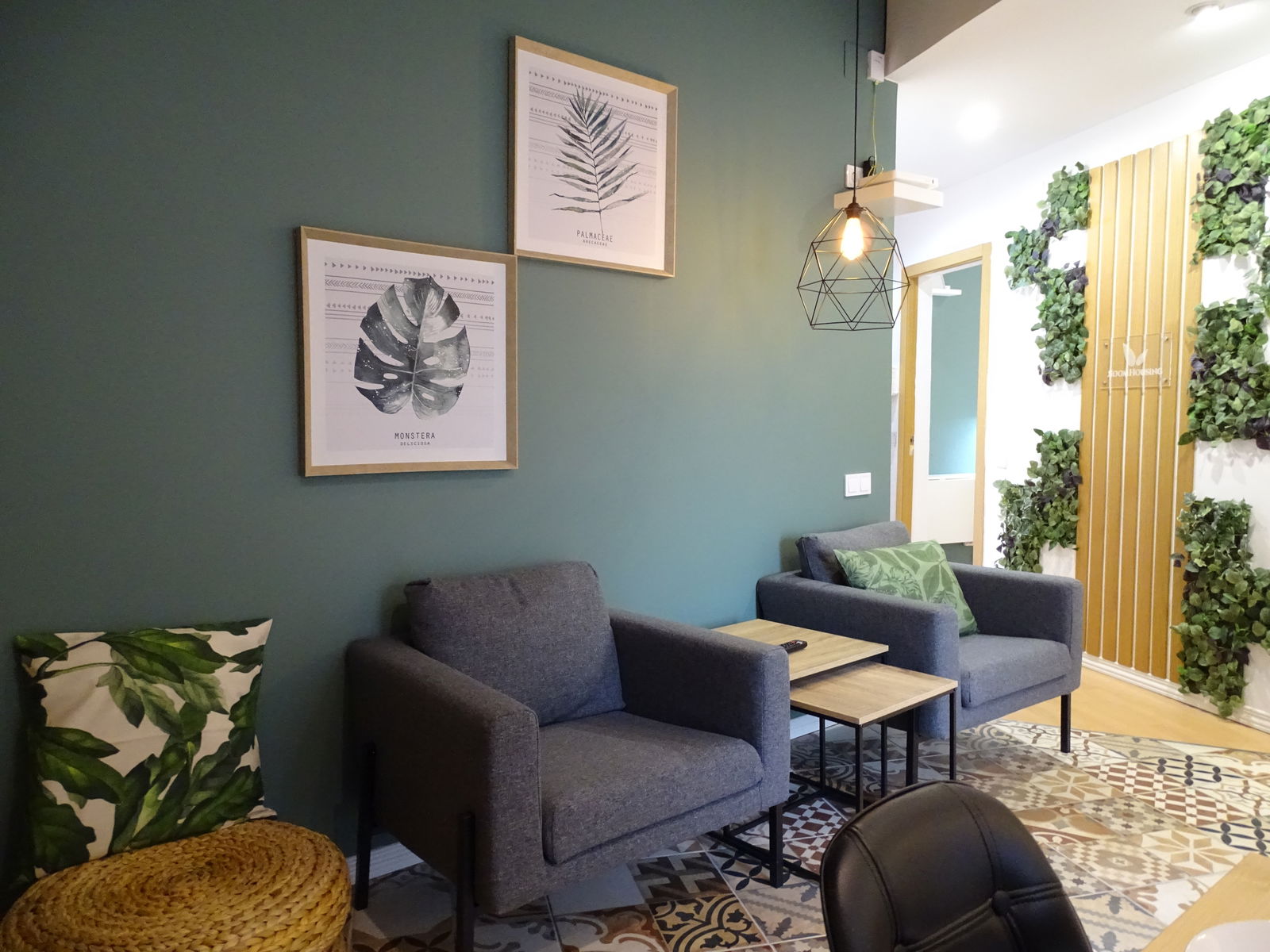 Homestay Barcelona 230628