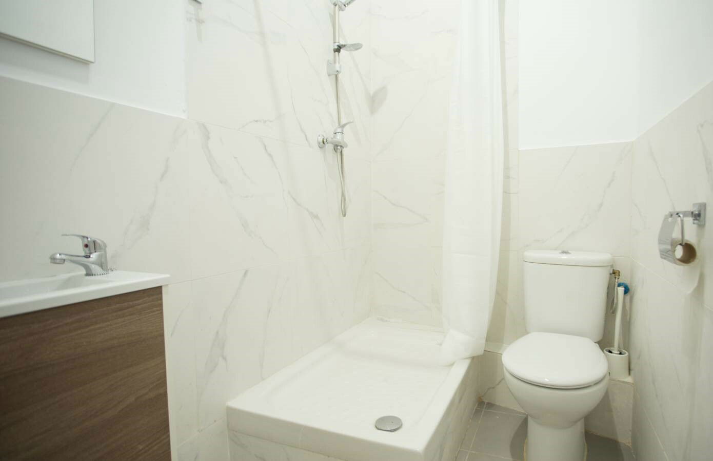 Homestay Barcelona 230628