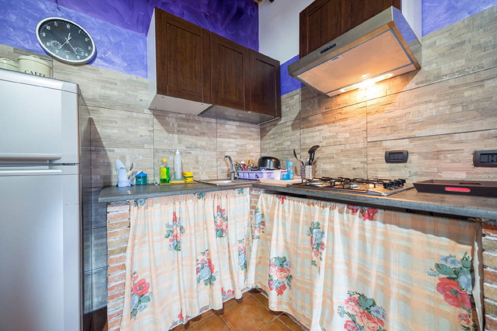 Estudio Independiente Acireale 197566