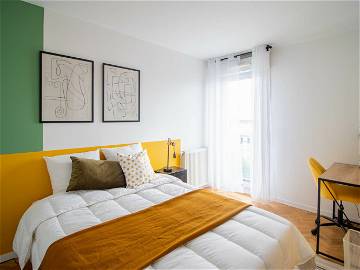 Roomlala | Elegante Chambre De 12 M² à Louer à Saint-Denis - SDN34