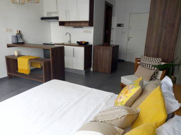 Roomlala | Elegante Monolocale Arredato Abidjan Center