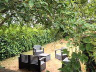 Casa entera en alquiler en Saint-Armou - foto 8: jardín-8