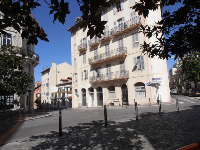 Quedarse En Casa Biarritz 49415