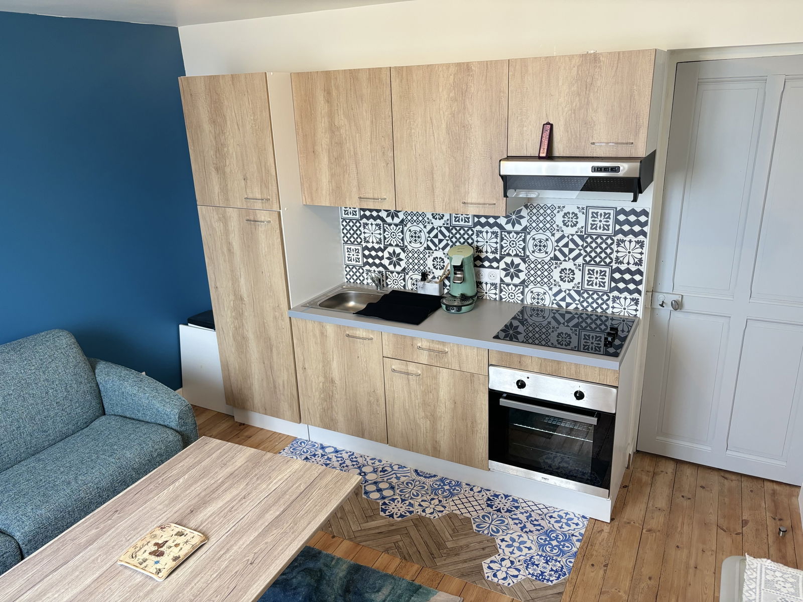 Homestay La Neuville-Roy 523655