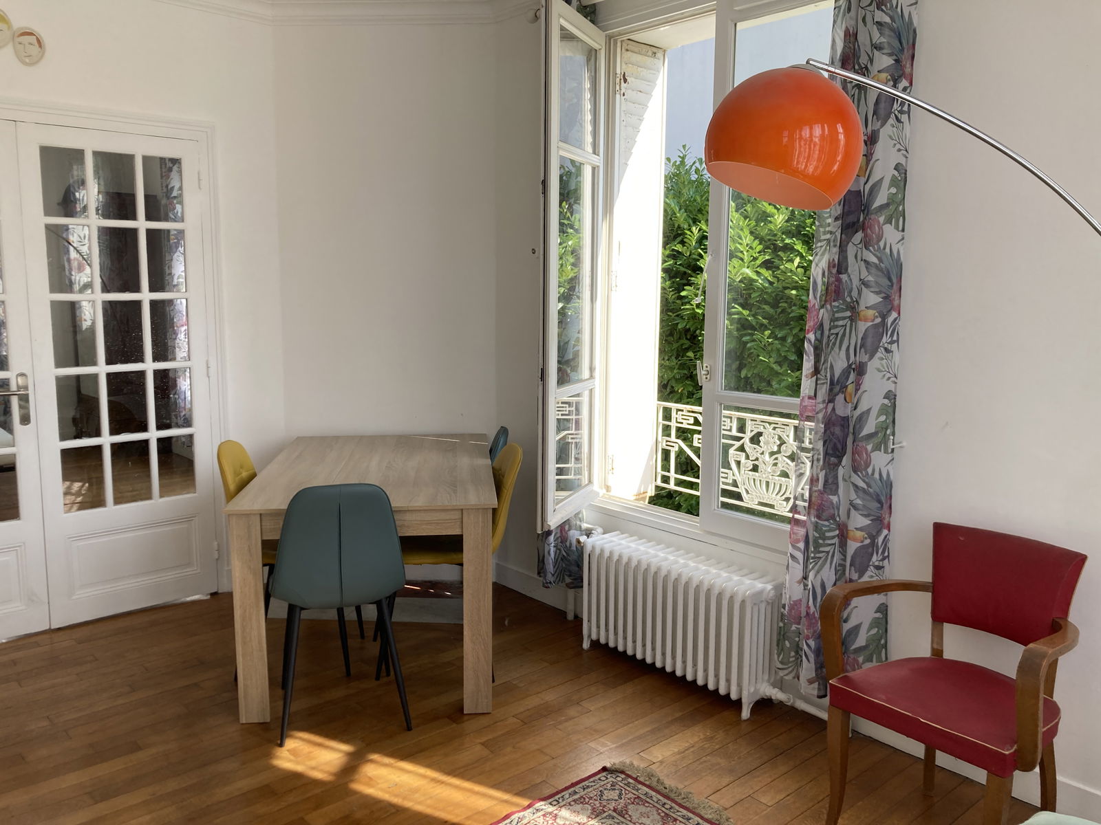 Colocação Sainte-Geneviève-des-Bois 408332