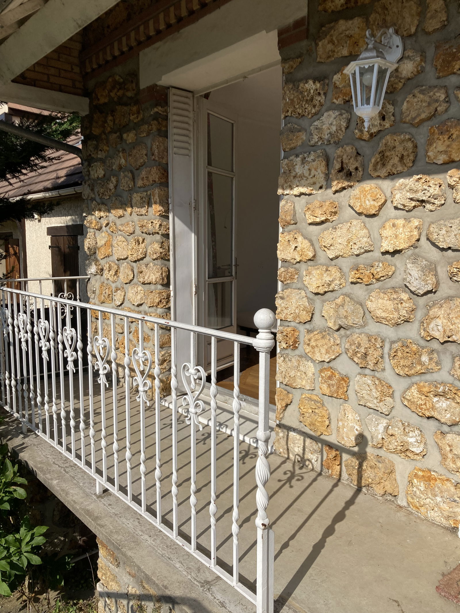 Colocação Sainte-Geneviève-des-Bois 408332