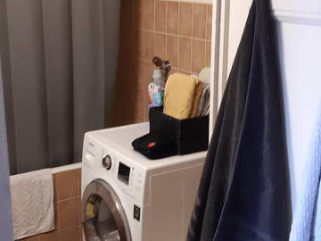 Chambre chez l'habitant à louer à Genève - photo 12 : salle de bain-12