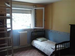 Equipped Room For Rent In A House