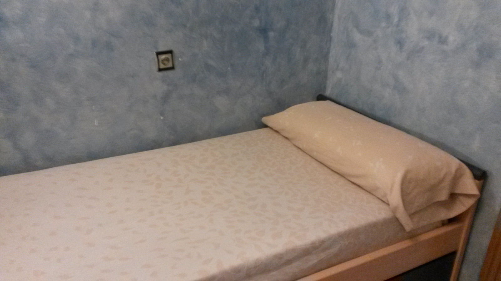 Kotimajoitus Sabadell 98235