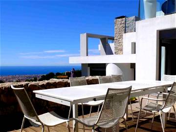 Roomlala | Erstaunliche moderne Villa in Nizza