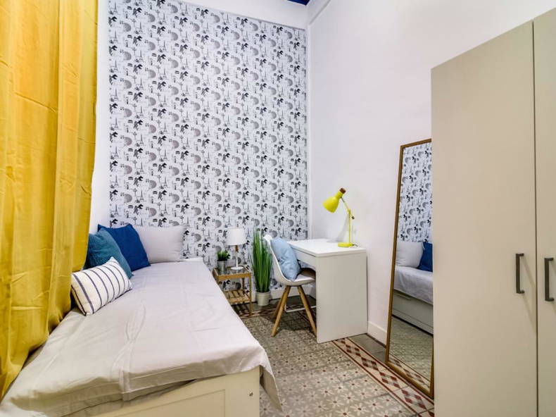 Homestay Barcelona 200325-2