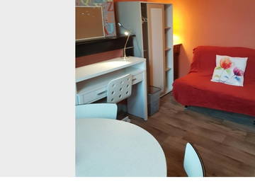 Roomlala | Estudante procura colega de quarto Exclusivamente estudante Duração