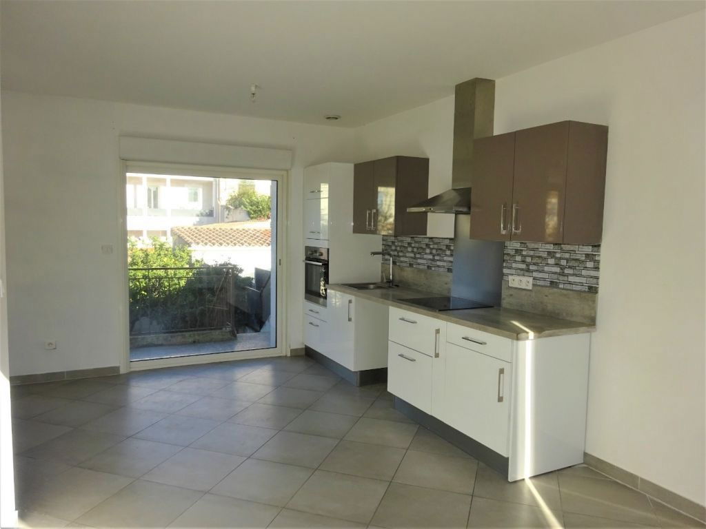 Colocación Toulon 237344
