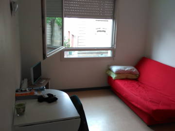 Roomlala | Estudio 19 M² Cerca Del Centro