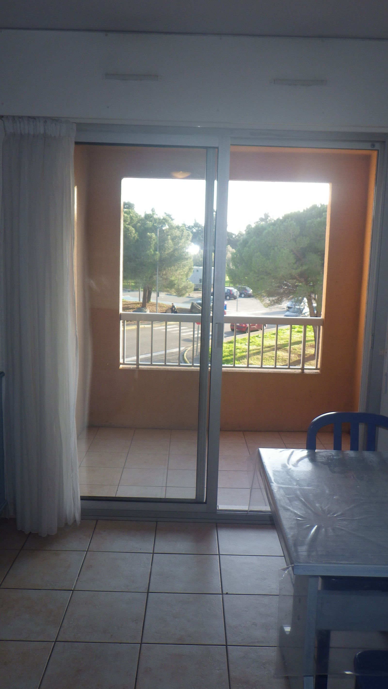 Estudio Independiente Fréjus 65210