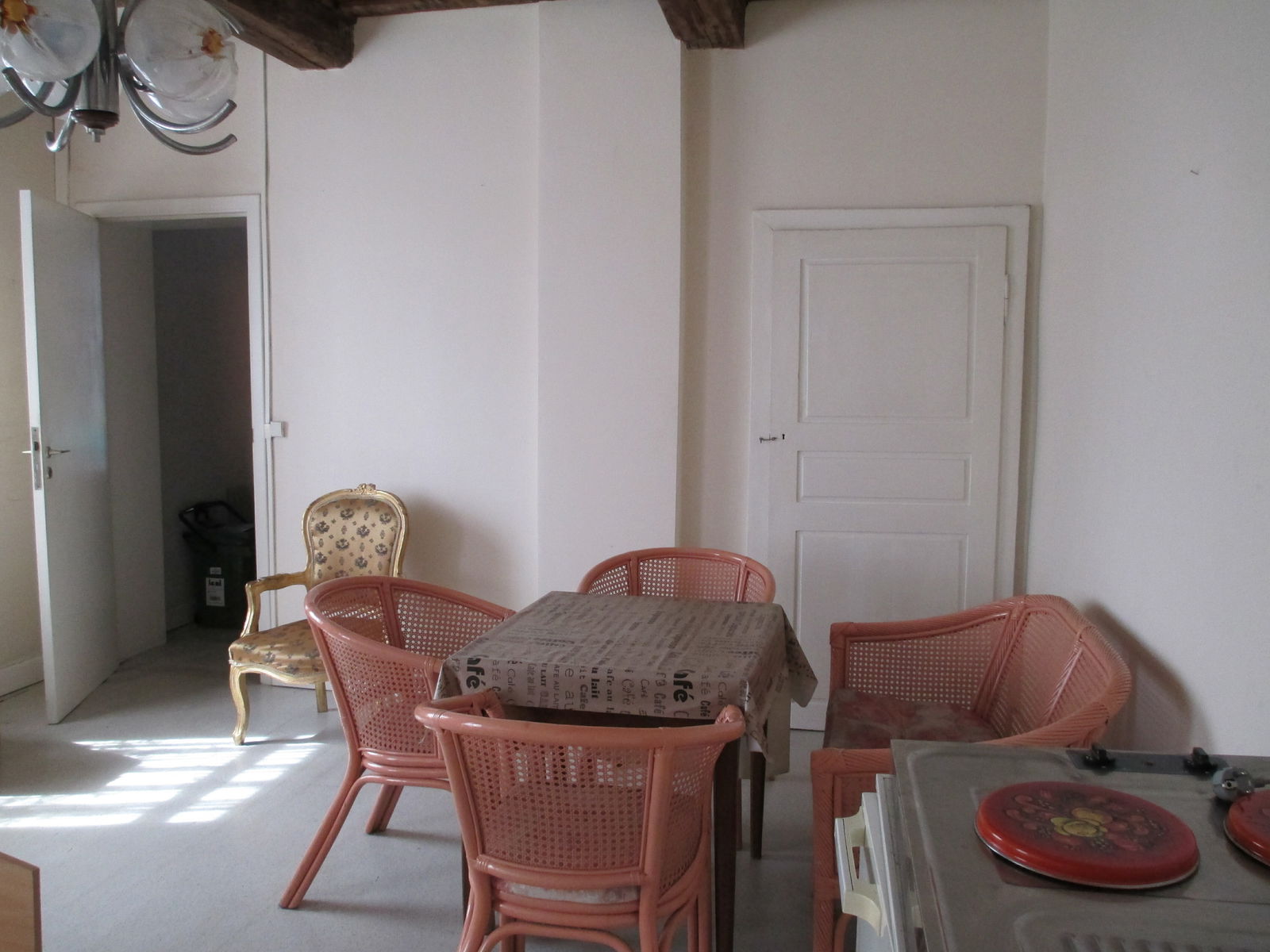 Quartos De Hóspedes Courcelles 111135