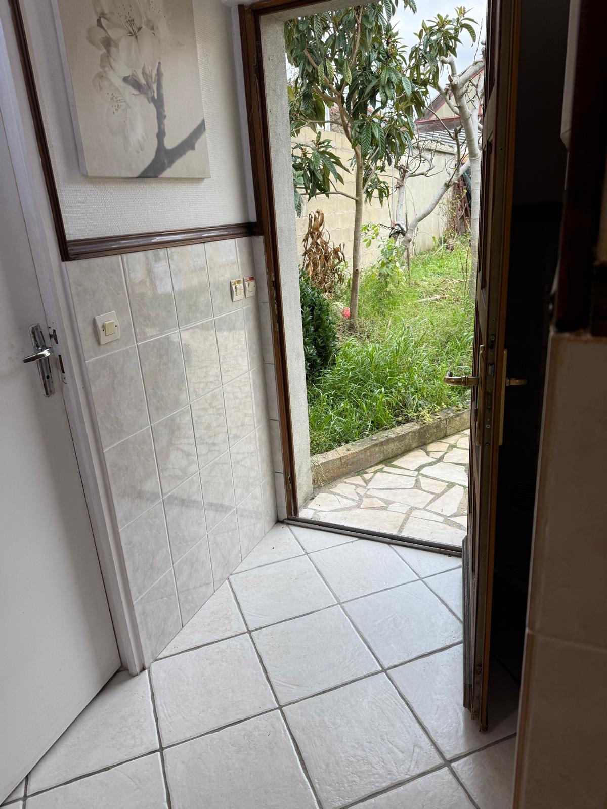 Casa Inteira Le Blanc-Mesnil 659568