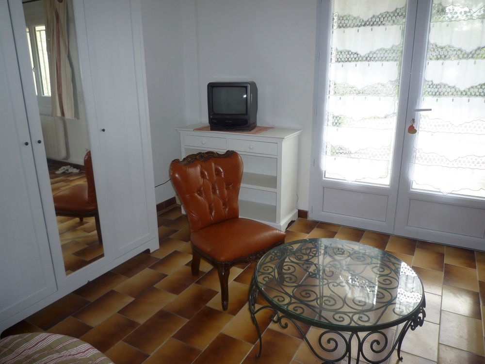 Estudio Independiente Le Castellet 82397