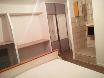 Roomlala | Estudio de 32 m² en alquiler en Lyon cerca del Parc Ol/Eurexpo