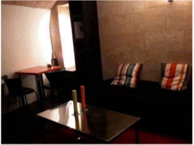 Quedarse En Casa Bordeaux 79750