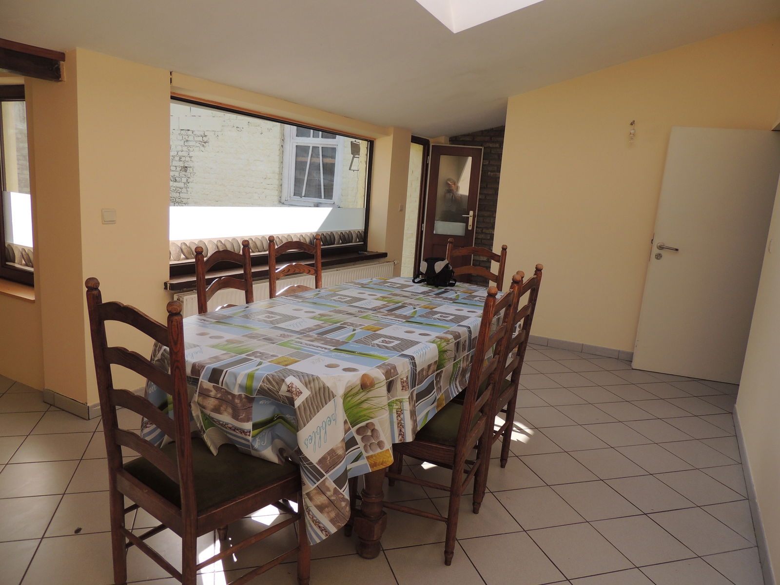 Quedarse En Casa Wavre-Sainte-Catherine 64351