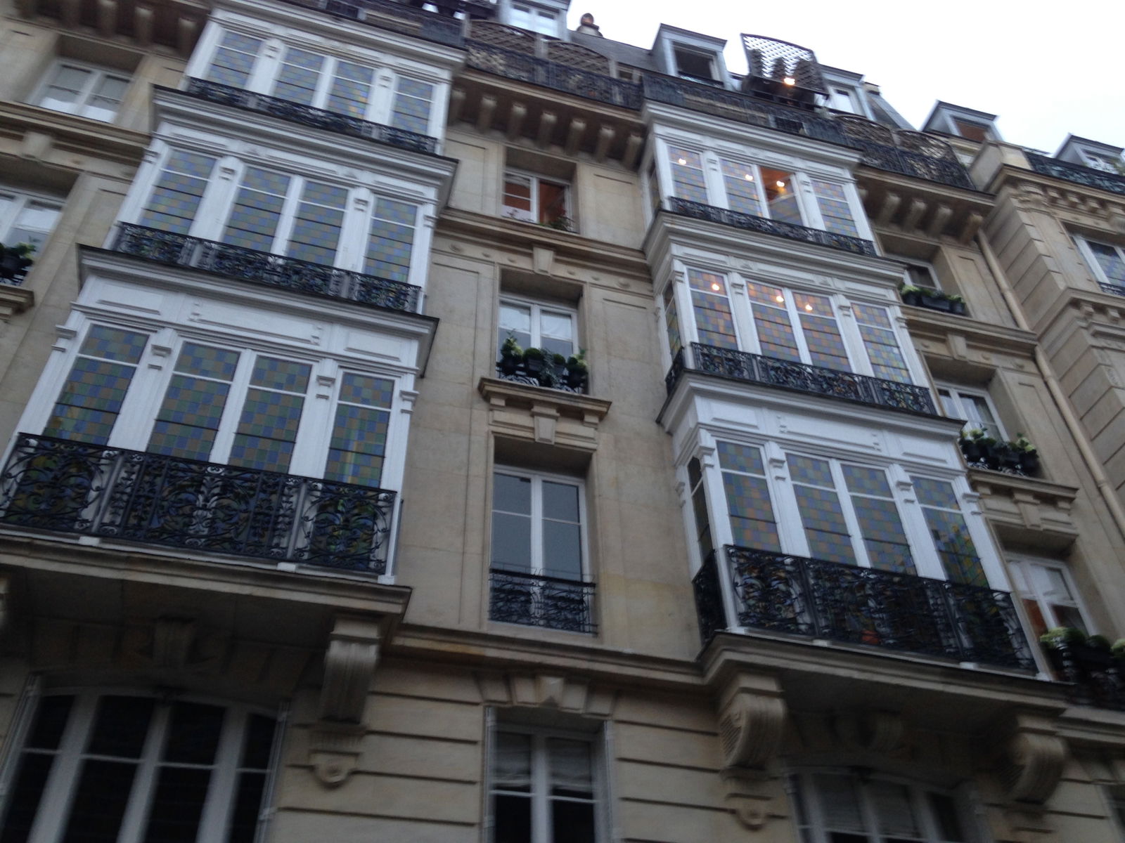 Quedarse En Casa Paris 242020