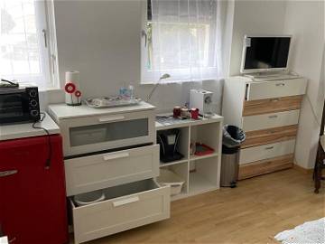 Roomlala | Estudio/ Habitación En Alquiler En Etoy