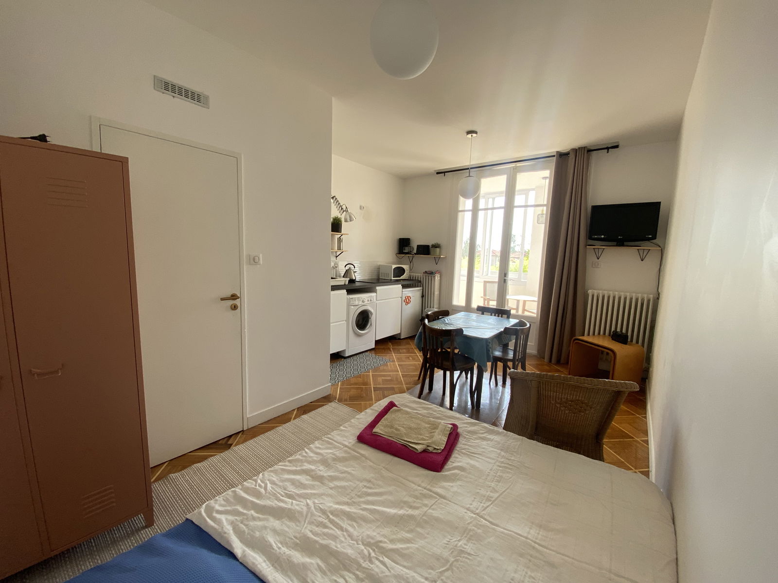 Estudio Independiente Saint-Didier-au-Mont-d'Or 180362