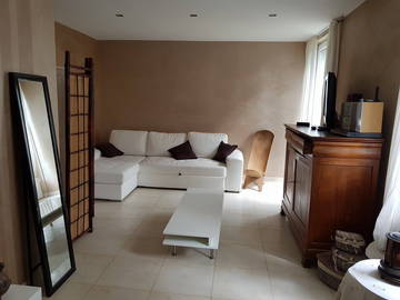 Roomlala | Estúdio mobiliado com jardim