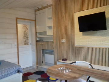 Roomlala | Estúdio no cruzamento das Portas de Bayonne A64/A63