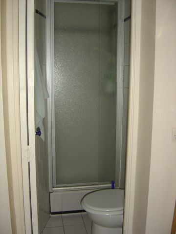 Estudio Independiente Paris 24622