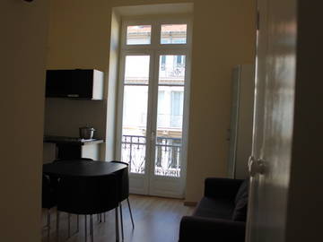 Roomlala | Estúdio perto de Nice Etoile