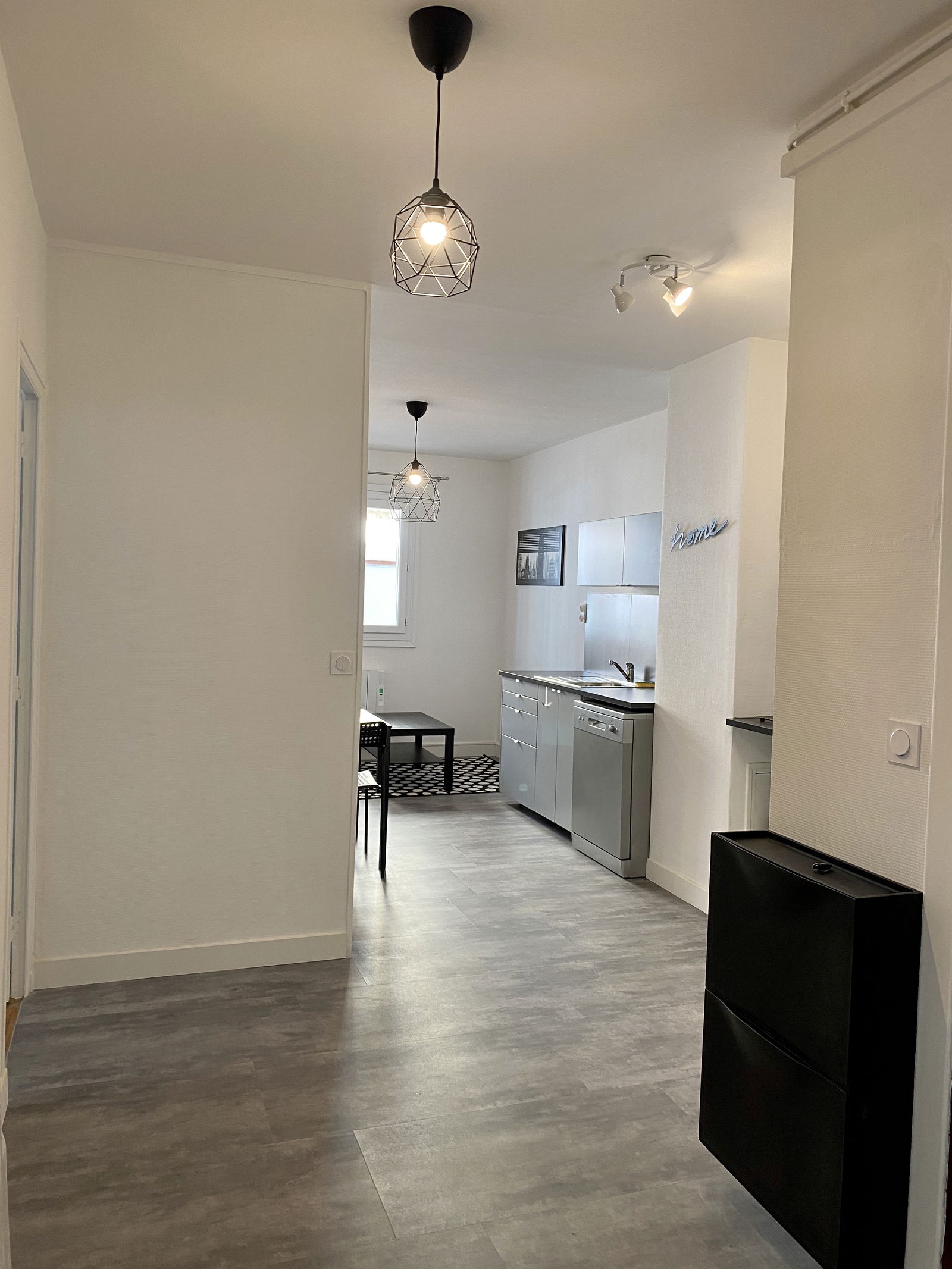 Estudio Independiente Lyon 245443