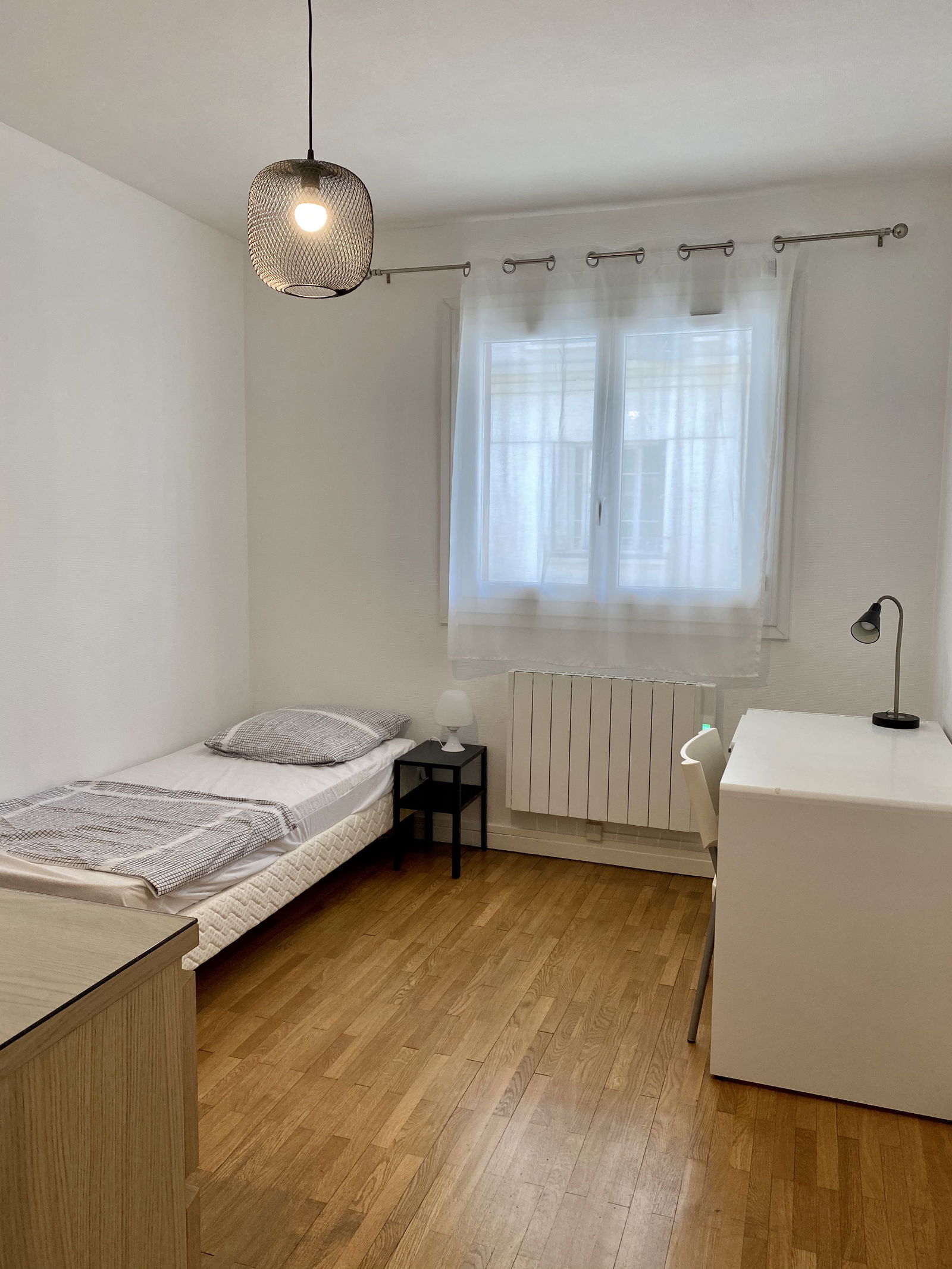 Estudio Independiente Lyon 245443