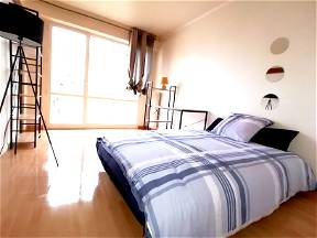 Evry - Beautiful Bright And Spacious Room 30 Min From Paris