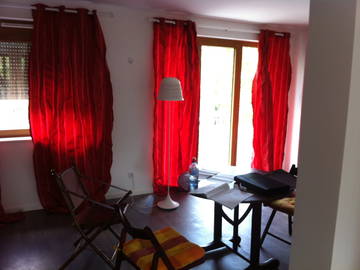 Roomlala | Excelente quarto para alugar na orla da floresta