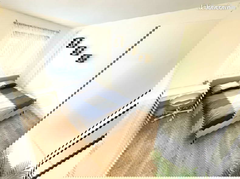 Kolokation Évry-Courcouronnes 567129-1