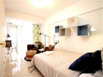 Roomlala | Exclusive Room 5 Minutes From The Beach (RH11-R3)