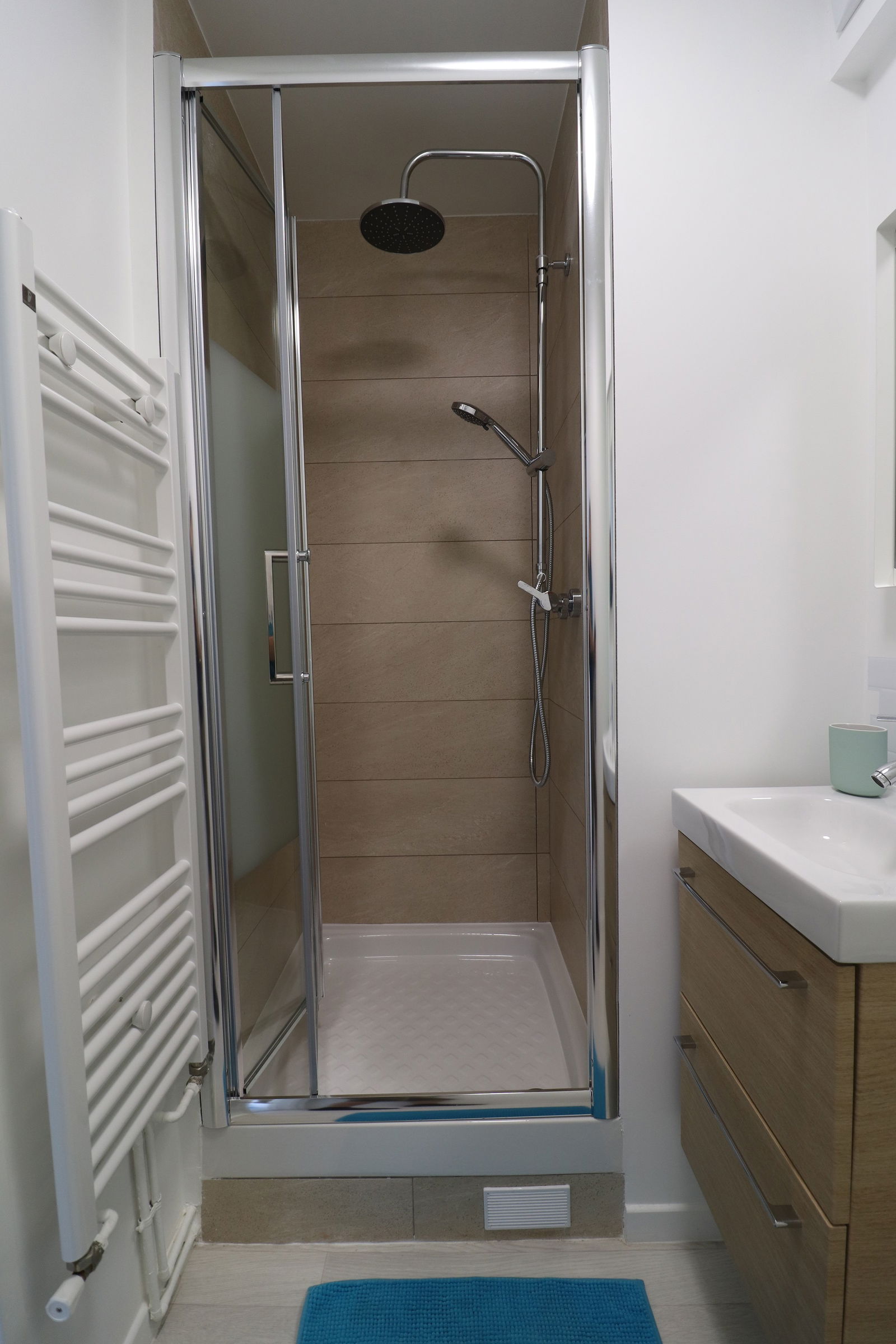 Colocación Cergy 227243