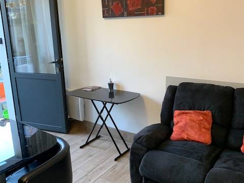 Homestay Lamalou-les-Bains 190019-1