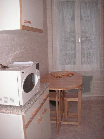 Studio Indépendant Ver sur Launette 2372