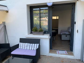 Roomlala | F1 Furnished 2 Electric Beds 25 M² Terrace And Garden