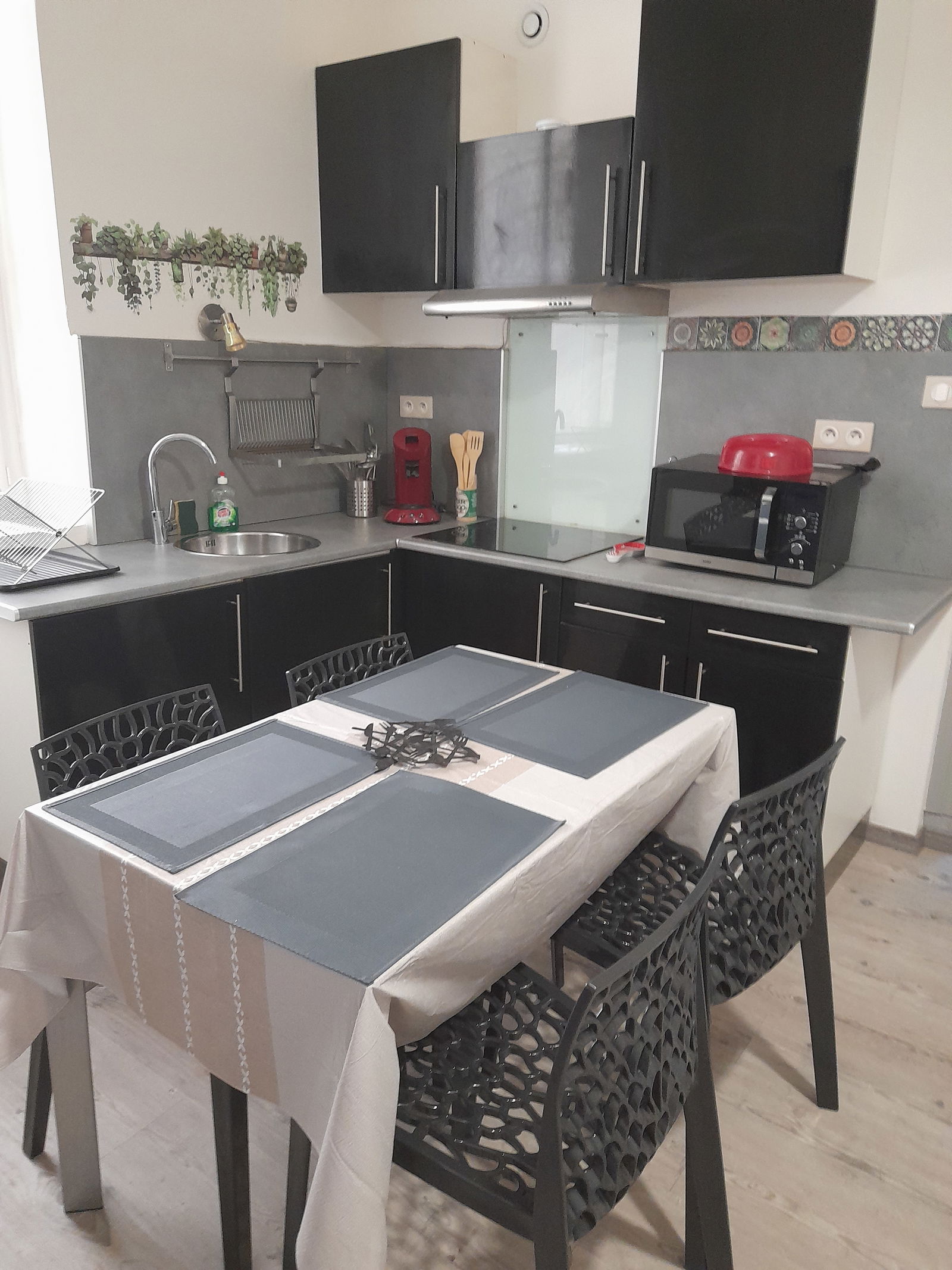 Entire Home Narbonne 628428