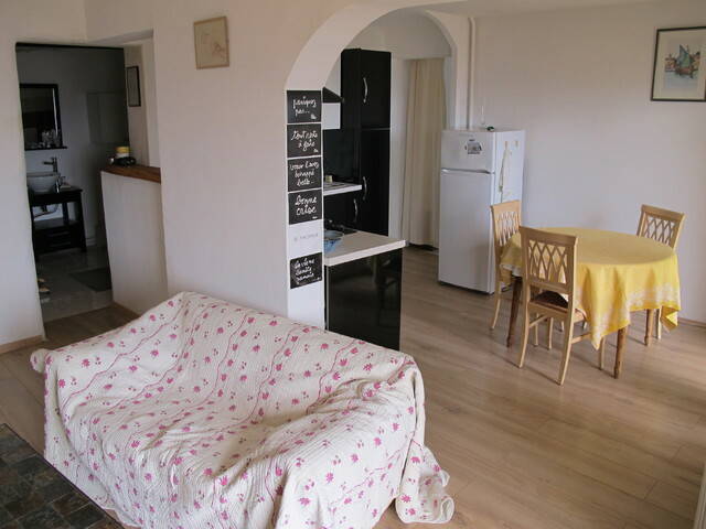 Entire Home Nice 51244-4