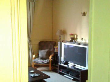 Entire Home Clichy 44022-3