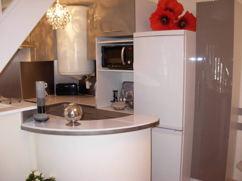 Entire Home Bayeux 74573-3