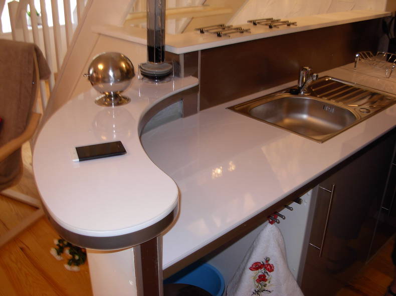 Entire Home Bayeux 74573-4